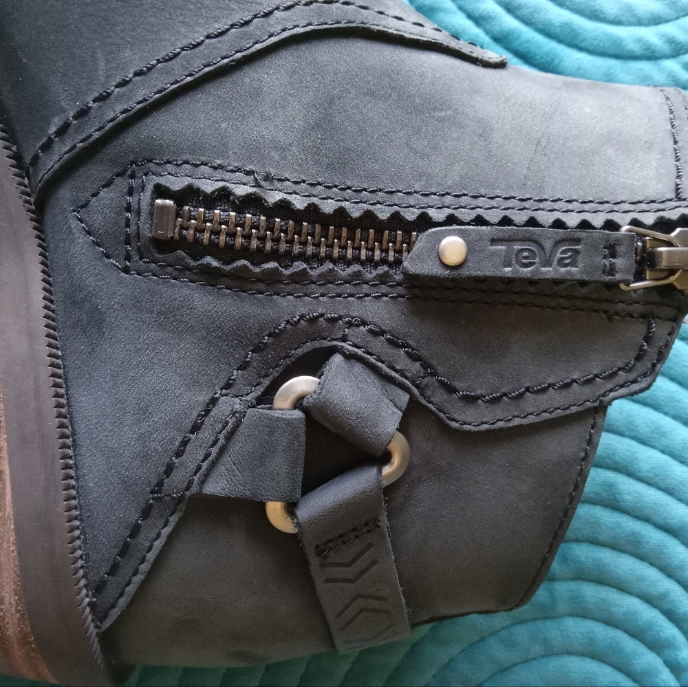Teva | Foxy Gray Suede Nubuck Ankle Boot Booties Size 8 - Picture 5 of 13